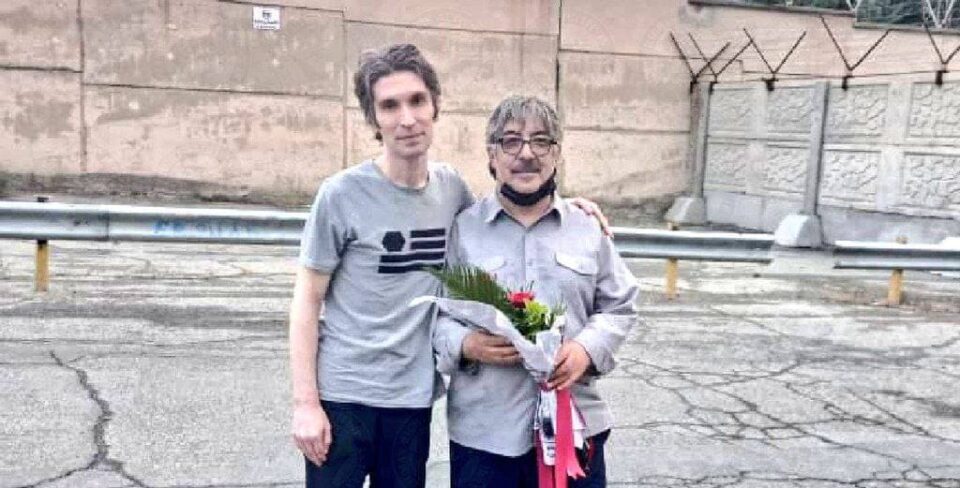 آزادی زندانی سیاسی آرش صادقی