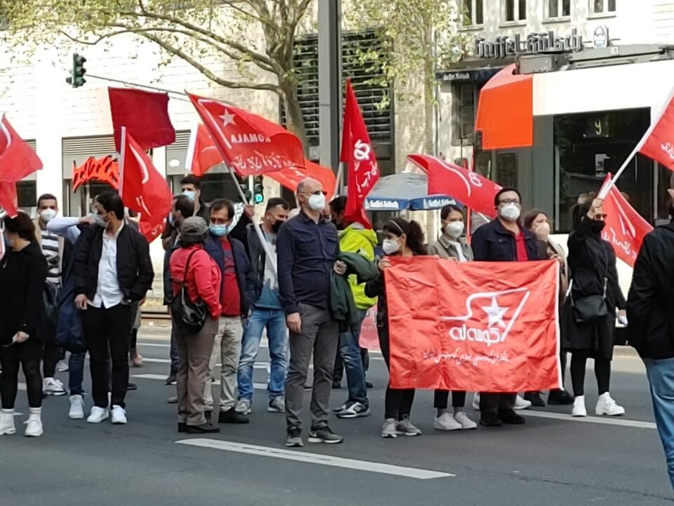 شرکت اعضاء حزب کمونیست ایران در راهپیمایی روز جهانی کارگر در آلمان