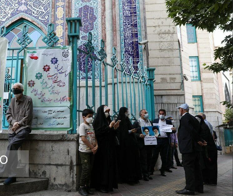 کسادی انتخابات و خالی بودن شعبه های رای در شهرهای مختلف