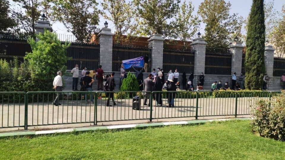 اعتراض آموزشیاران نهضت سواد آموزی1