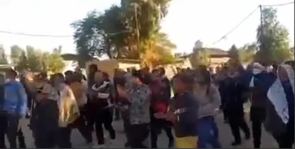 اعتراض کارگران کشت و صنعت میان‌آب در شوش