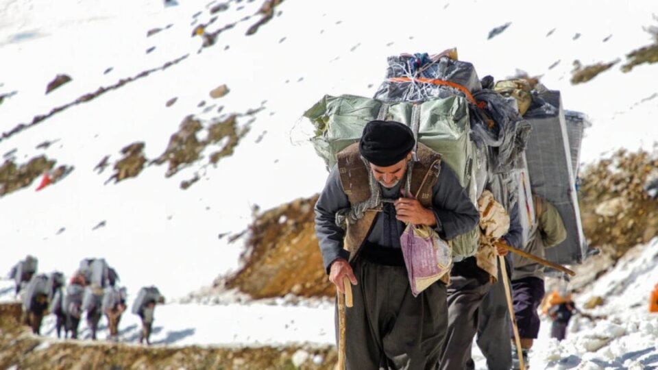 کشته و زخمی شدن بیش از ۱۷۰ کولبر در سال ۱۴۰۰1