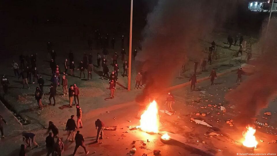ادامه خیزش انقلابی در شهرهای ایران