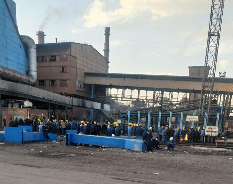 بازداشت کارگران اعتصابی ذوب‌آهن اصفهان