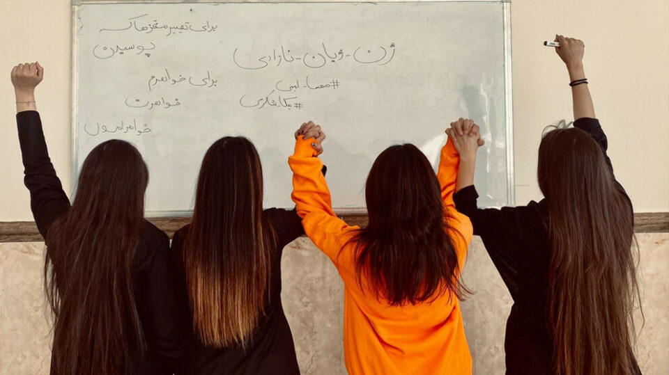 ممانعت از تحصیل دانش‌آموزان بازداشتیِ خیزش زن، زندگی، آزادی3