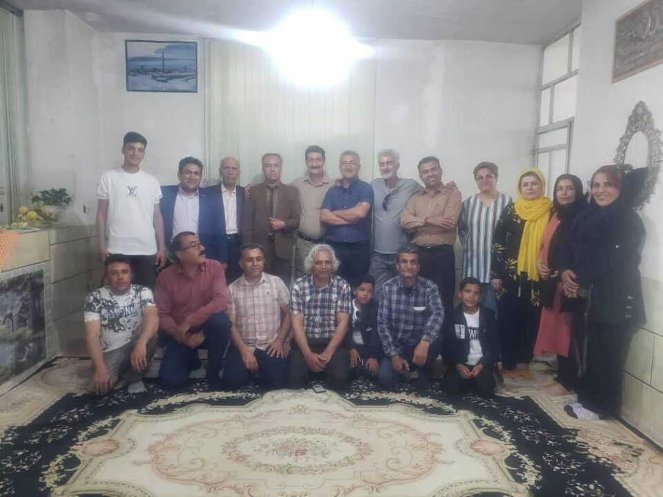 دیدار شماری از فعالان صنفی با خانواده‌ چند معلم زندانی در بجنورد