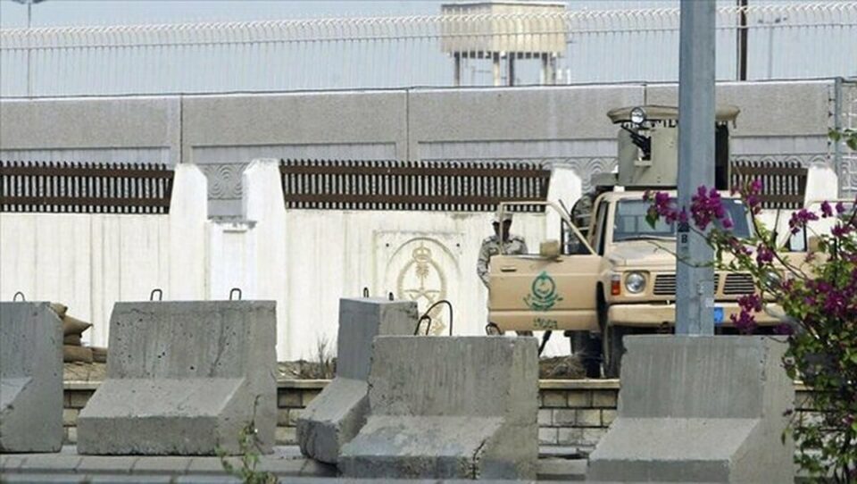 وقوع تیراندازی در برابر کنسولگری آمریکا در جده