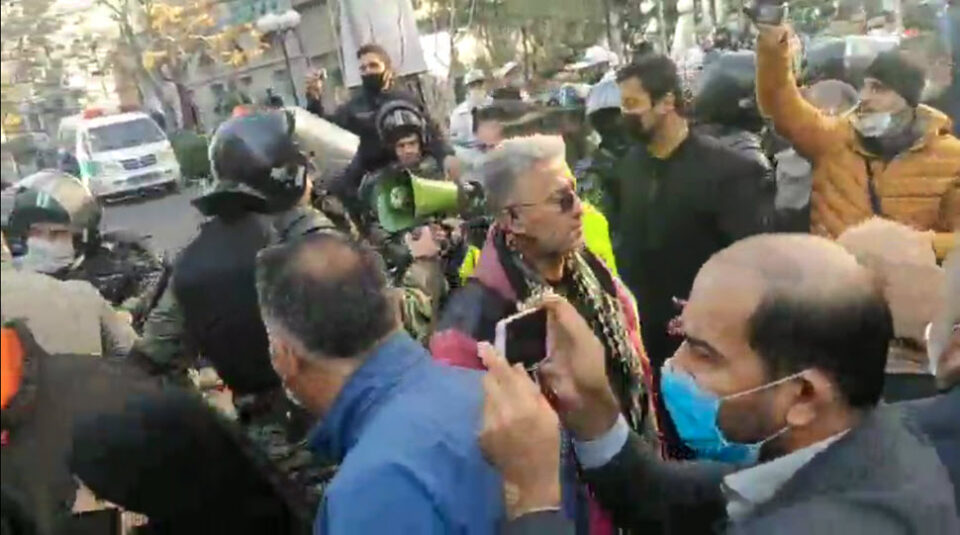 تجمع اعتراضی مجروحان جنگ هشت‌ساله