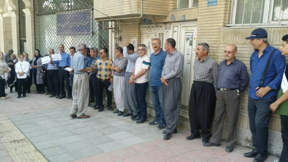 گردهمایی بازنشستگان کشوری در شهرهای مختلف3