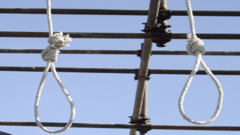 اعدام دو زندانی دیگر در دزفول و مراغه1