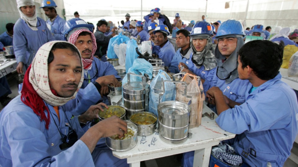 محکومیت کارفرمایان و دولت هند در قبال حوادث مرگبار کار 1 محکومیت کارفرمایان و دولت هند در قبال حوادث مرگبار کار 1