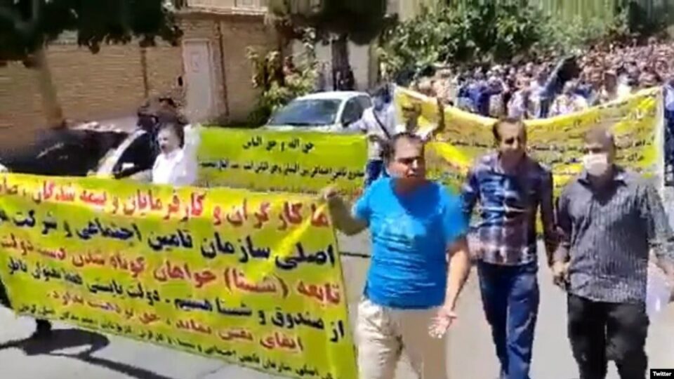 گردهمایی بازنشستگان تامین اجتماعی در شهرهای مختلف1 1