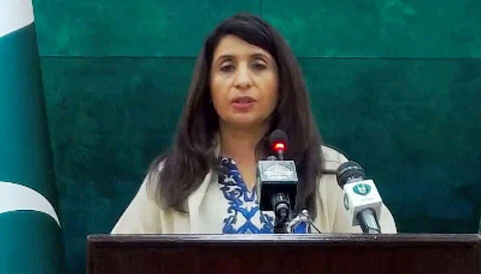 اخراج سفیر ایران و فراخواندن سفیر پاکستان بدلیل حملات موشکی سپاه2
