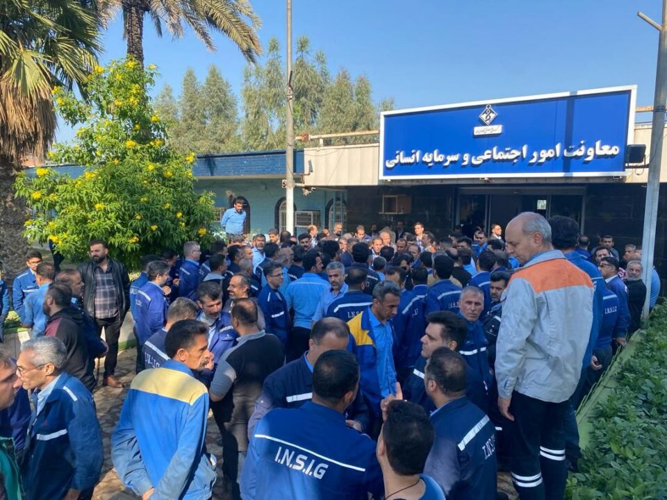 تجمع کارگران مجتمع فولاد خزر در گیلان و اهواز 2