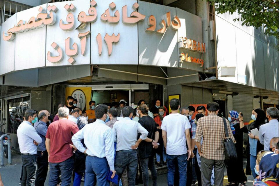 افزایش آمار فوت بیماران در ایران به دلیل نبود دارو3
