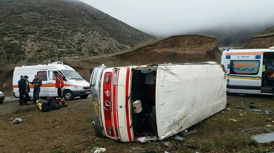 واژگونی مینی‌بوس حامل کارگران معدن ذغال‌سنگ1