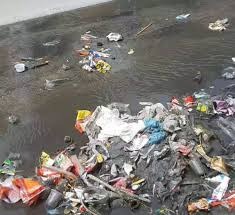 وضعیت نامناسب و غیربهداشتی جوب آب و فاضلاب در زاهدان 1 وضعیت نامناسب و غیربهداشتی جوب آب و فاضلاب در زاهدان1