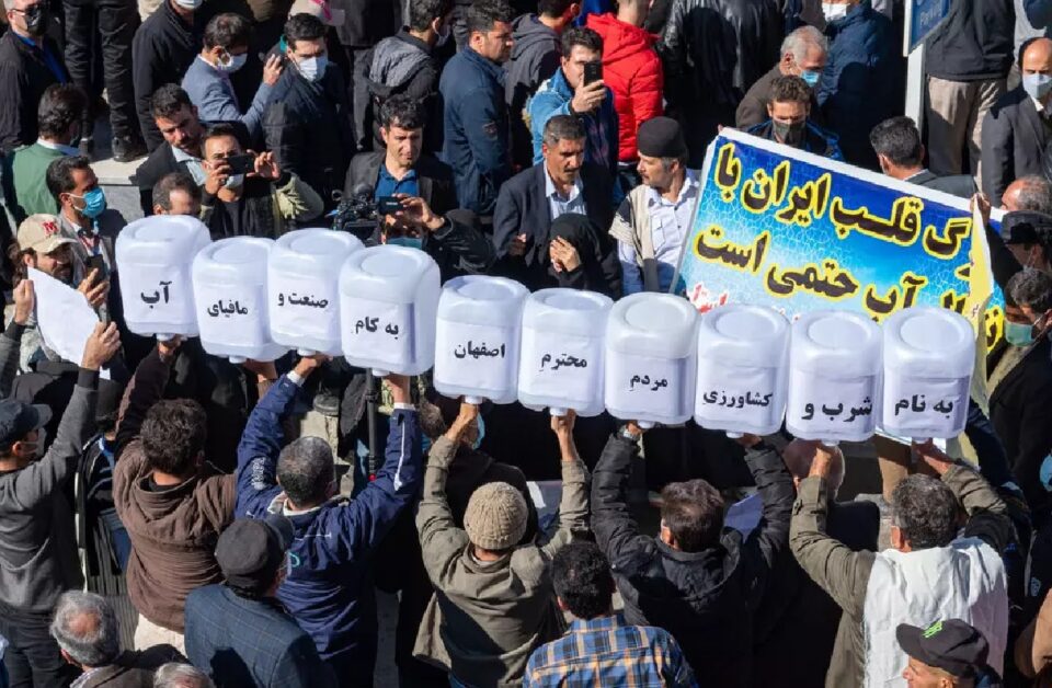 تجمع اعتراضی شهروندان شهر لردگان1