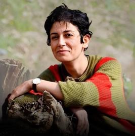 تداوم تجمع زنان زندان اوین در اعتراض به حکم اعدام پخشان عزیزی3