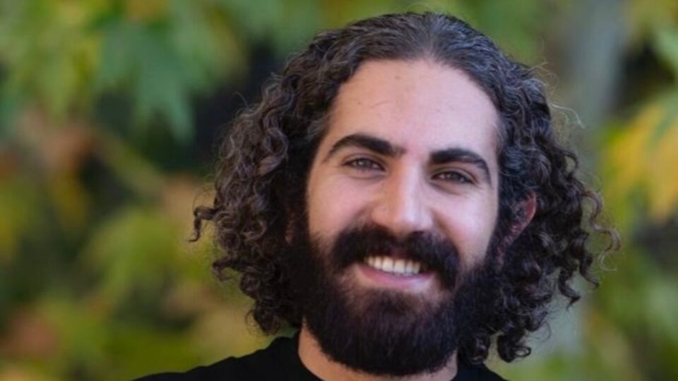محروم از درمان محمد داوری در زندان عادل آباد شیراز