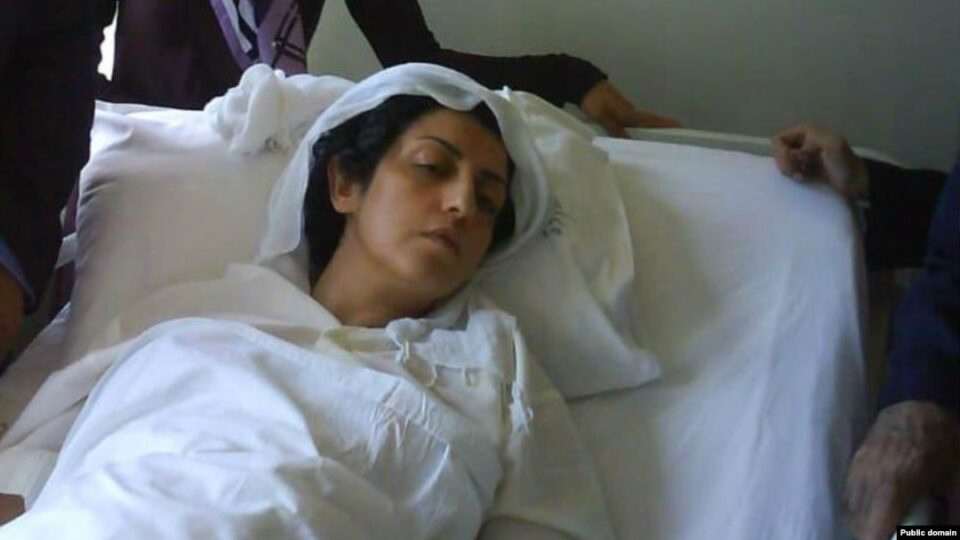 وضعیت نامناسب جسمانی نرگس محمدی و مشکوک به ابتلا به سرطان4