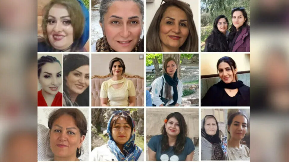 محکومیت پانزده زن بهایی به 73 سال حبس
