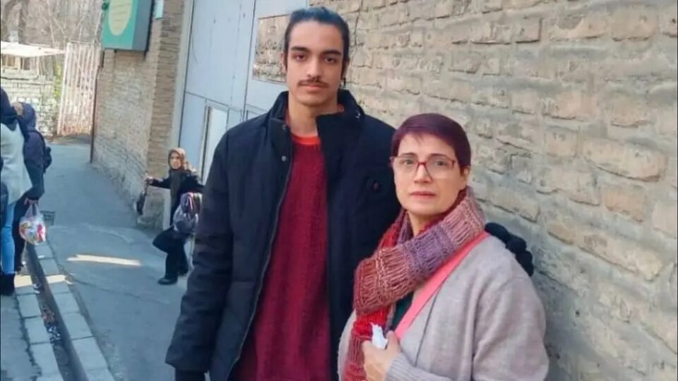 جلوگیری از ملاقات نسرین ستوده با همسرش به دلیل حجاب اجباری