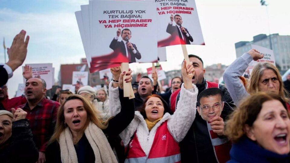 بازداشت مقامات ارشد شهرداری‌های استانبول