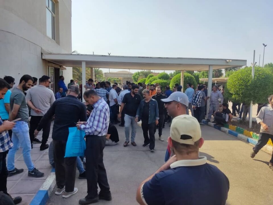 اعتراض پرسنل صنعت نفت خوزستان1