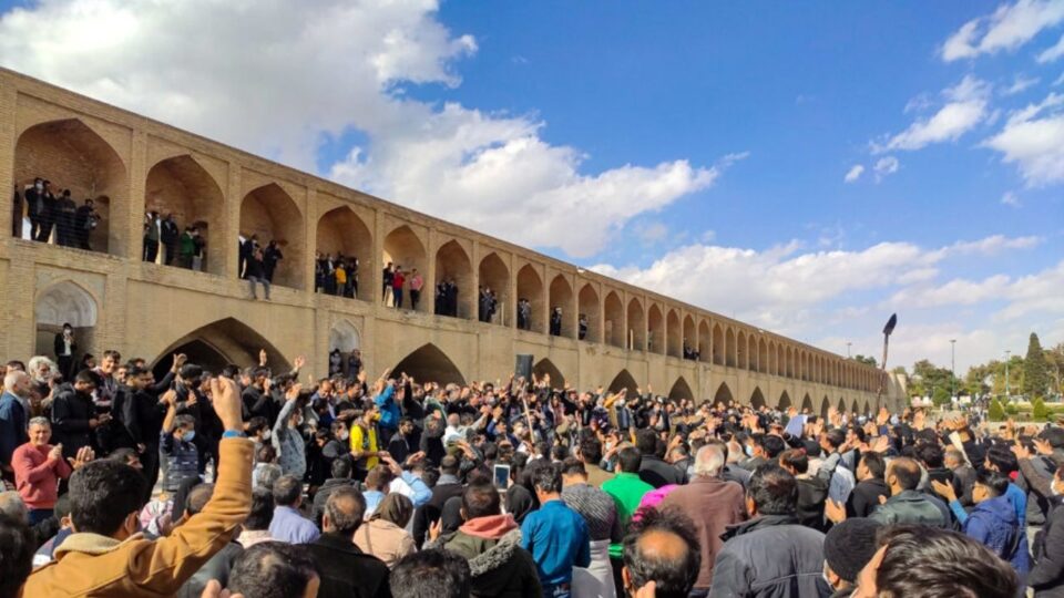 تداوم راهپیمایی اعتراضی کشاورزان اصفهان1