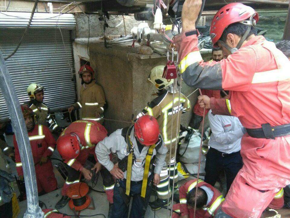 جانباختن 2 کارگر در اهواز و مشهد1