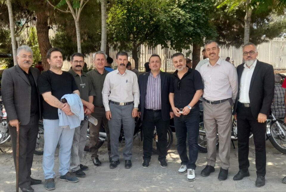 برگزاری جلسه دادگاه ۱۰ فعال صنفی فرهنگیان در سنندج1