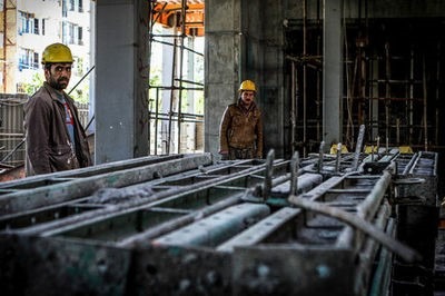 عدم پرداخت معوقات مزدی کارگران نگهبان و حراست قطار شهری اهواز2