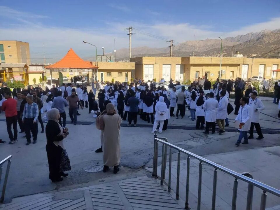 گردهمایی اعتراض پرستاران در یاسوج 2 1