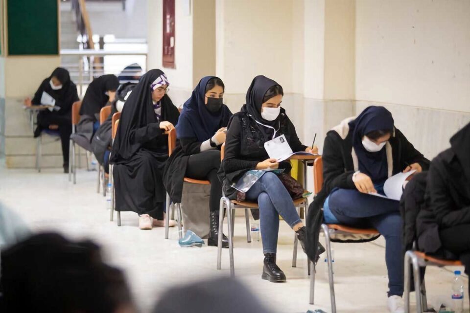 اعتراض داوطلبان استخدامی آموزش و پرورش در تهران و مشهد1