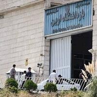 انتقال صدها زندانی سیاسی همراه با ضرب‌وشتم به اقامتگاه جدید در اوین