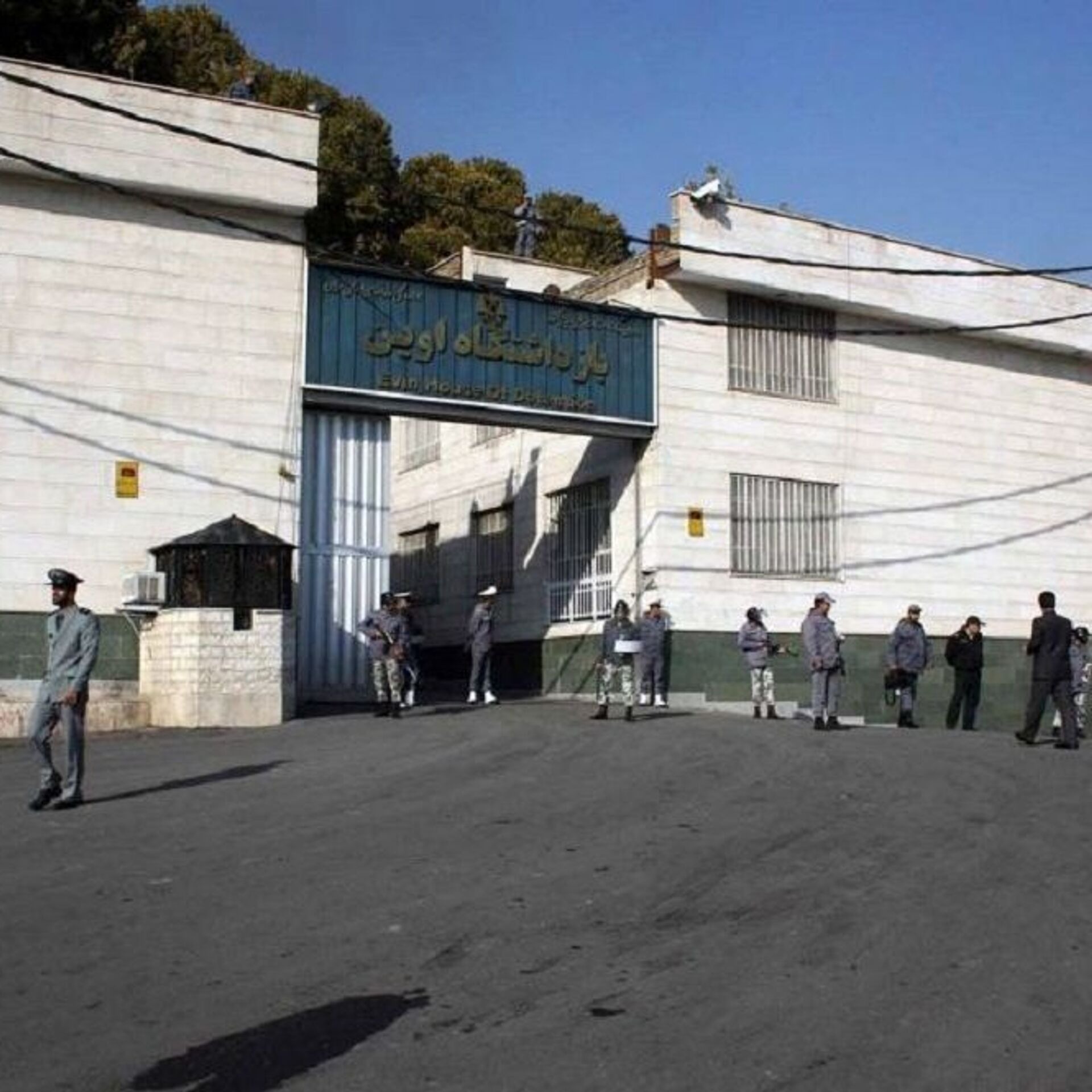 انتقال وحشیانه زندانیان سیاسی از تهران بزرگ به اوین
