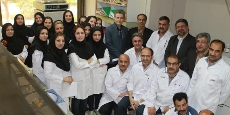 تاخیر در پرداخت معوقات مزدی کادر درمان بیمارستان نفت در تهران