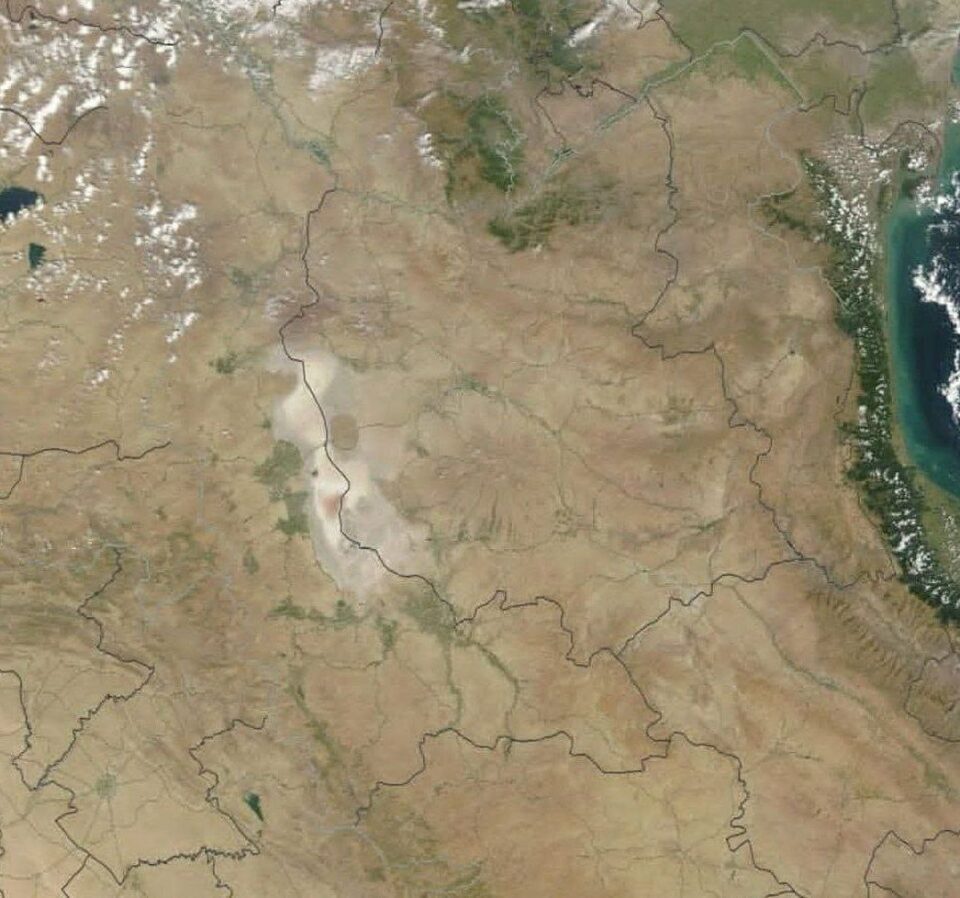 محوشدن دریاچه ارومیه در تصاویر ماهواره ایی ناسا