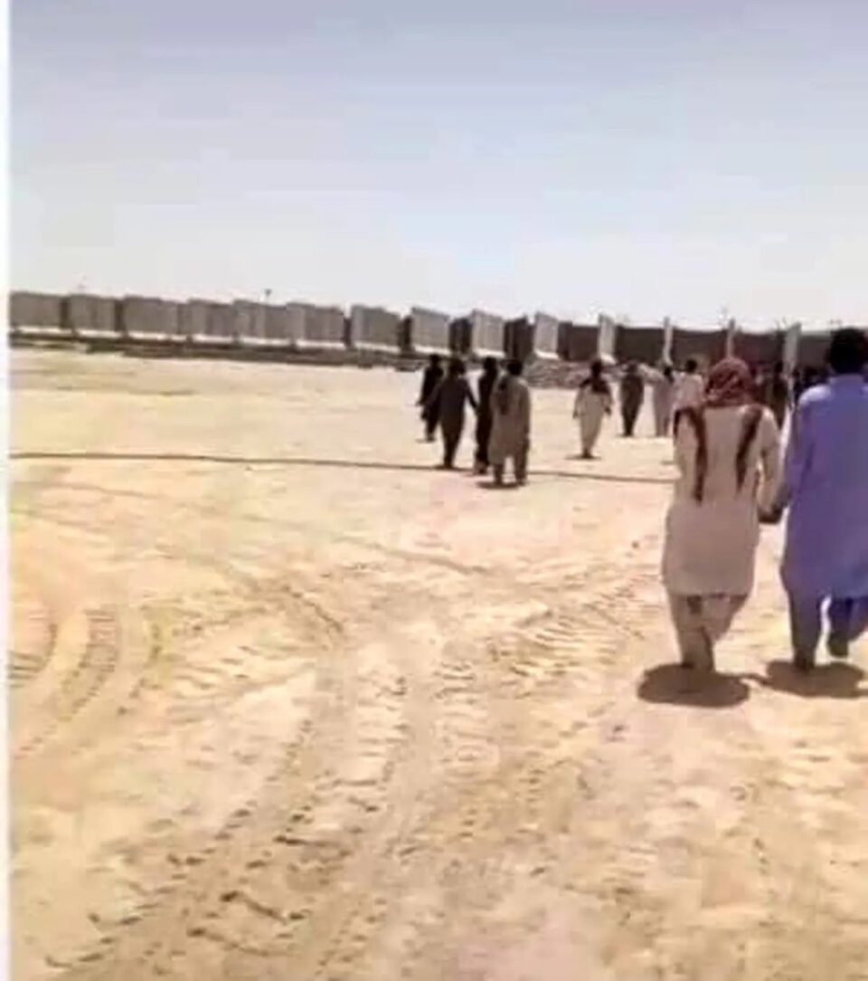 معوقات مزدی و تهدید کارگران پروژه دیوار مرزی جالق توسط سپاه