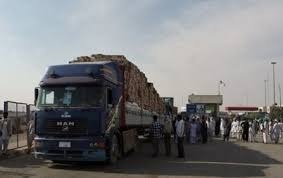 استمرار اعتراض رانندگان بلوچ در مرز میلک به بلاتکلیفی چهار ماهه