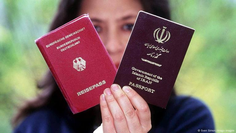 سلب تابعیت دوگانه مهاجران توسط احزاب محافظه کار آلمان