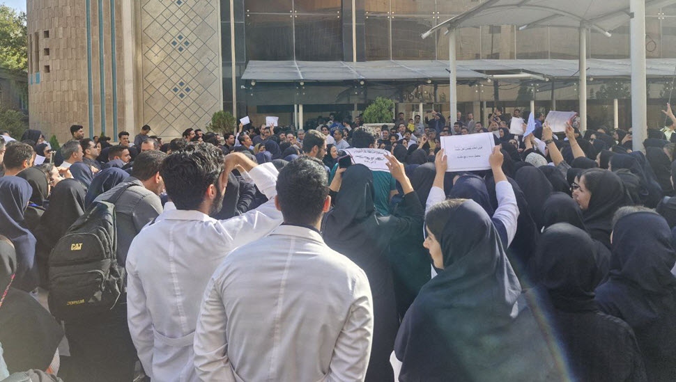 سرکوب،تهدید و پرونده سازی علیه پرستاران معترض مشهد