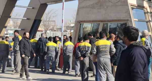 ادامه اعتراض کارگران ابنیه فنی تراورس لرستان