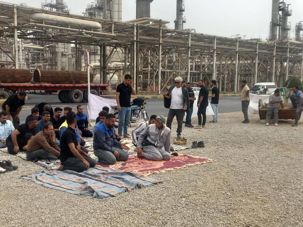 ادامه اعتراض کارگران بومی روزمزد پتروشیمی امیرکبیر