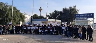 استمرار اعتصاب کارگران شرکت قند خاورمیانه شوش