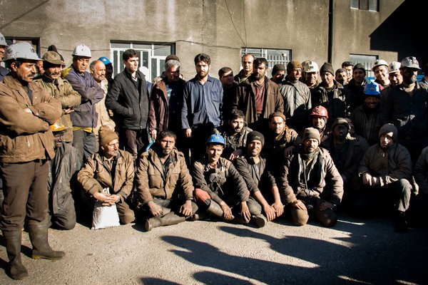 اعتراض کارگران معدن زغال‌سنگ همکار در کرمان