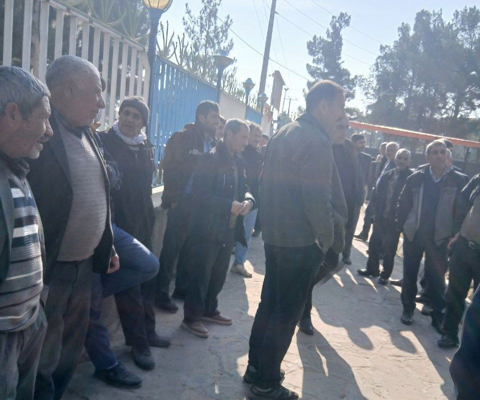 تجمع اعتراضی اهالی روستای رویین اسفراین