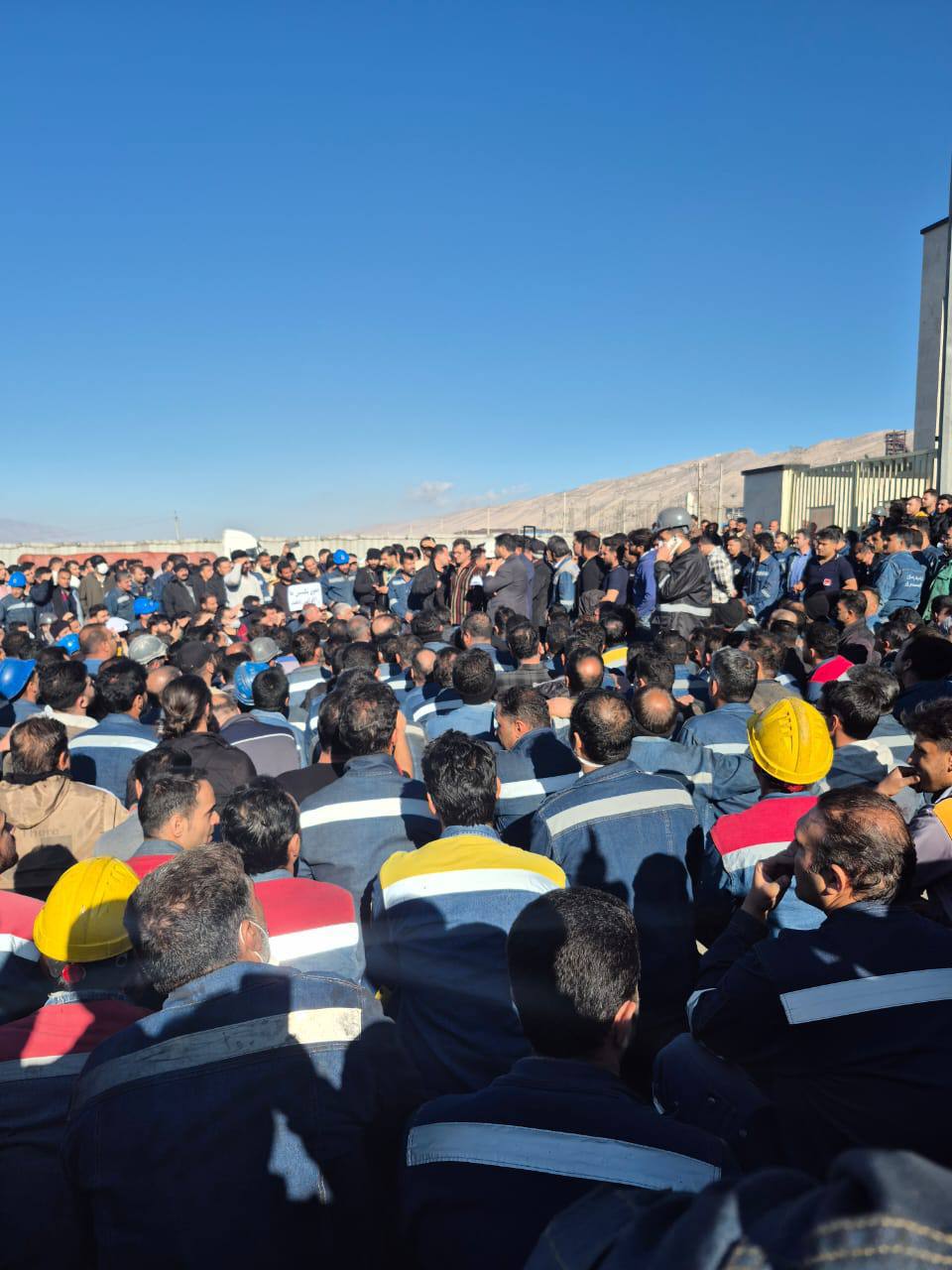 تجمع کارگران فولاد پاسارگاد کوار