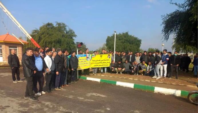 تداوم اعتراض کارگران ابنیه فنی لرستان